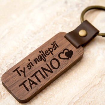 Krásna drevená kľúčenka Najlepší Tatino